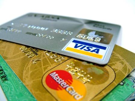 Visa и Master Card теперь меньше рекламируются в России